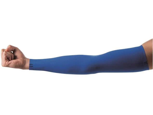 Arena Carbon Compression Arm Sleeves Unisex - XL Electric Blue - Image 2